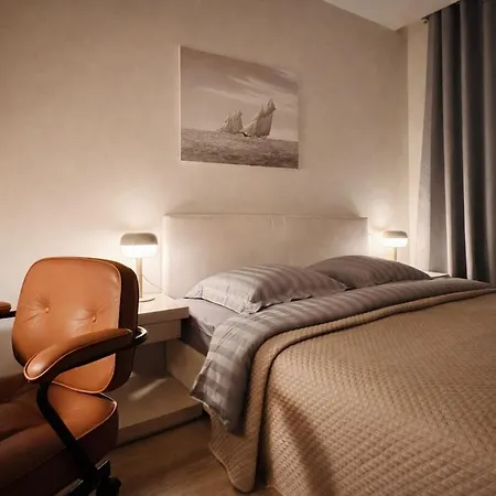 Bright & Charming Flat - 50qm Ferrer *