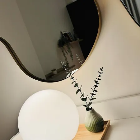Bright & Charming Flat - 50qm Ferrer *