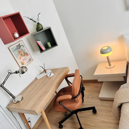 דירה Bright & Charming Flat - 50qm Ferrer קאן